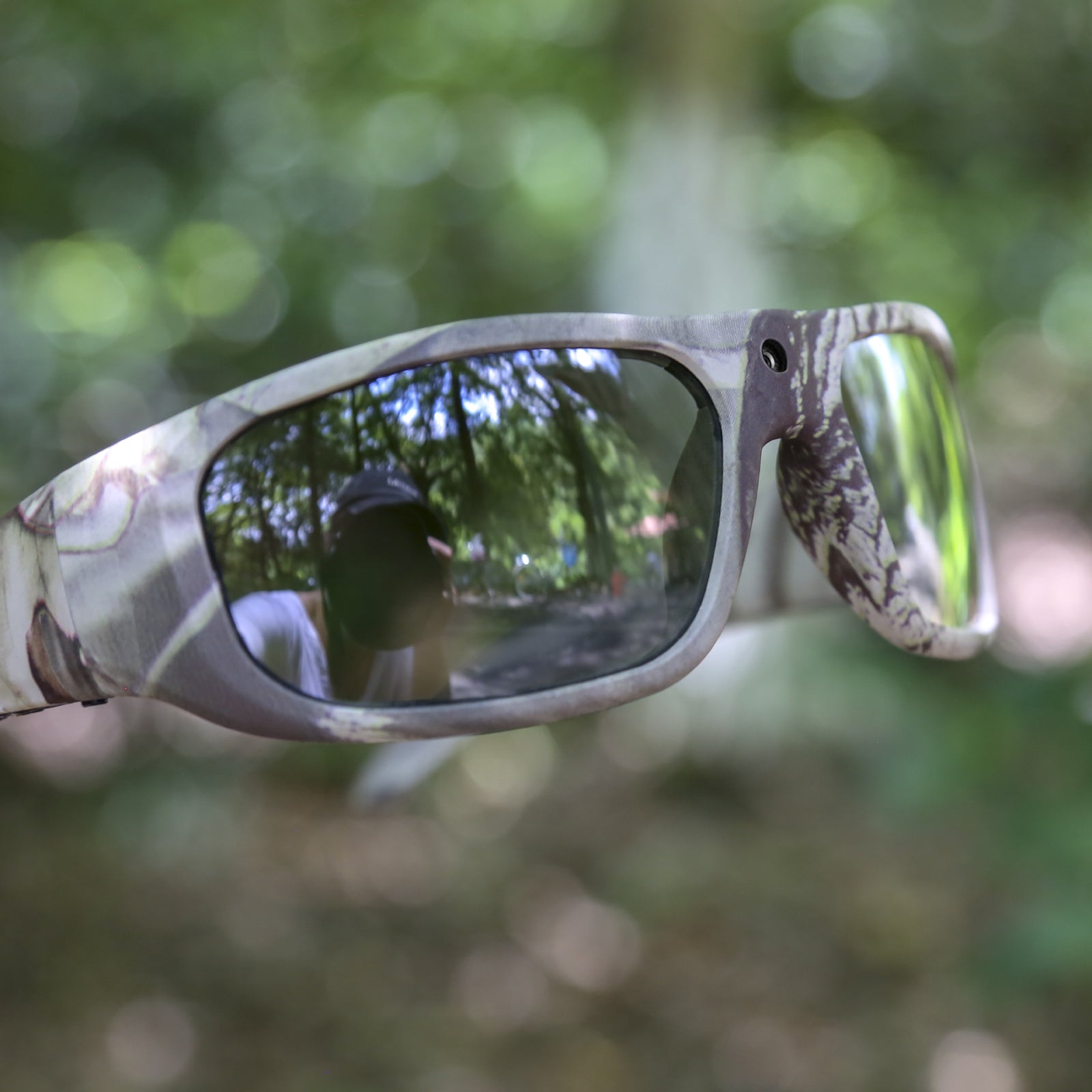 OhO Sunshine Camouflage Sunglasses with 4K Camera for Hunting and Outdoor Adventures
