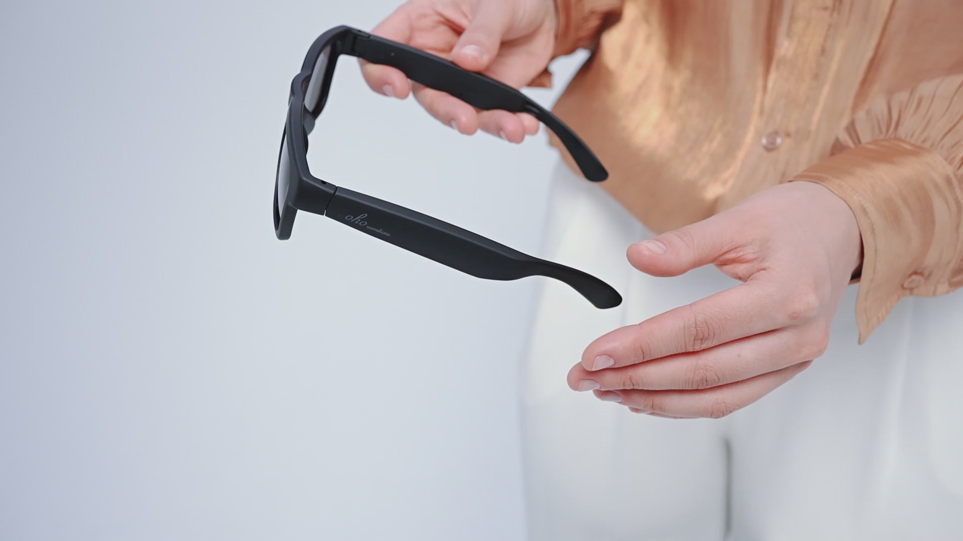 OhO Sunshine Elite Smart Bluetooth Audio Glasses Connecting to Mobile Phone with UV400 Polarized  Lens